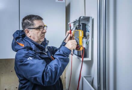 Elemer Paloci_Haagse Hogeschool_meting uitrbreiding inbraakdetectie 0533