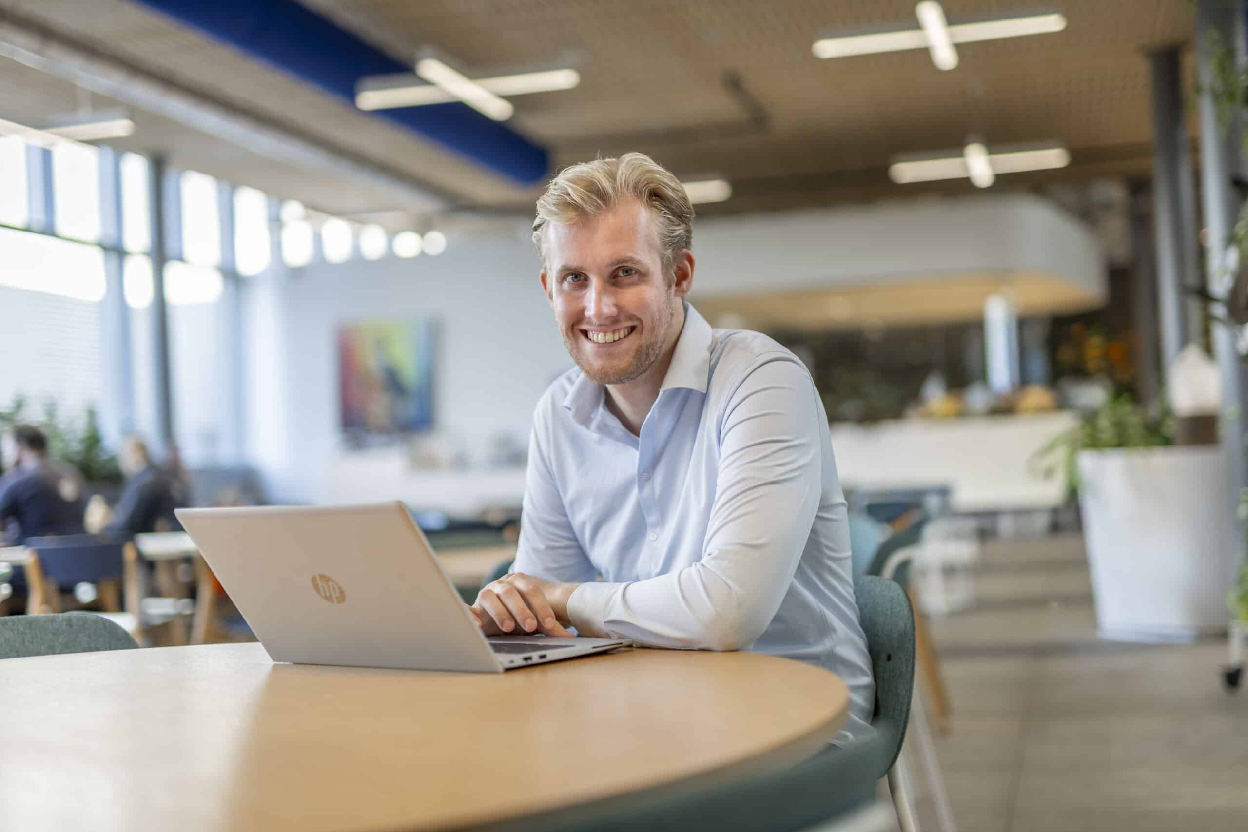 Wesley van Dillen_Sales Medewerker_DenBosch_Gebouw vol Energie 6868